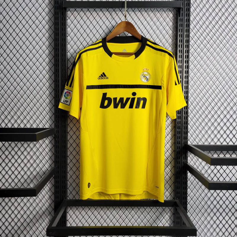 Camisa Real Madrid Goleiro Amarela 11/12 - Versão Retro