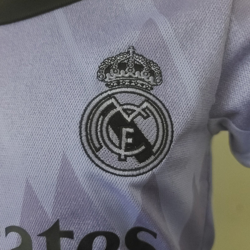 Kit Infantil Real Madrid Reserva 22/23